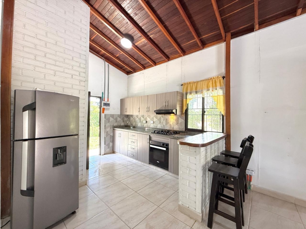 VENDO CASA CAMPESTRE CON PISCINA A 7 MINUTOS DEL CRUCERO DE COMBIA — foto 3