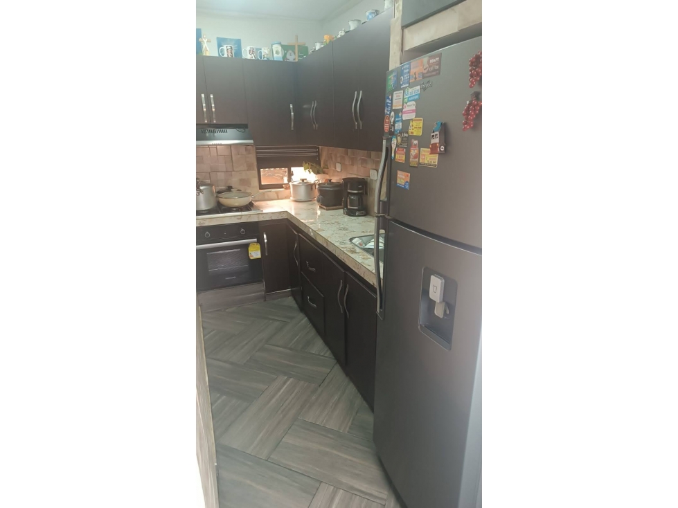 VENDO APARTAMENTO PISO 3 EN PROPIEDAD HORIZONTAL BARRIO JAPON — foto 3