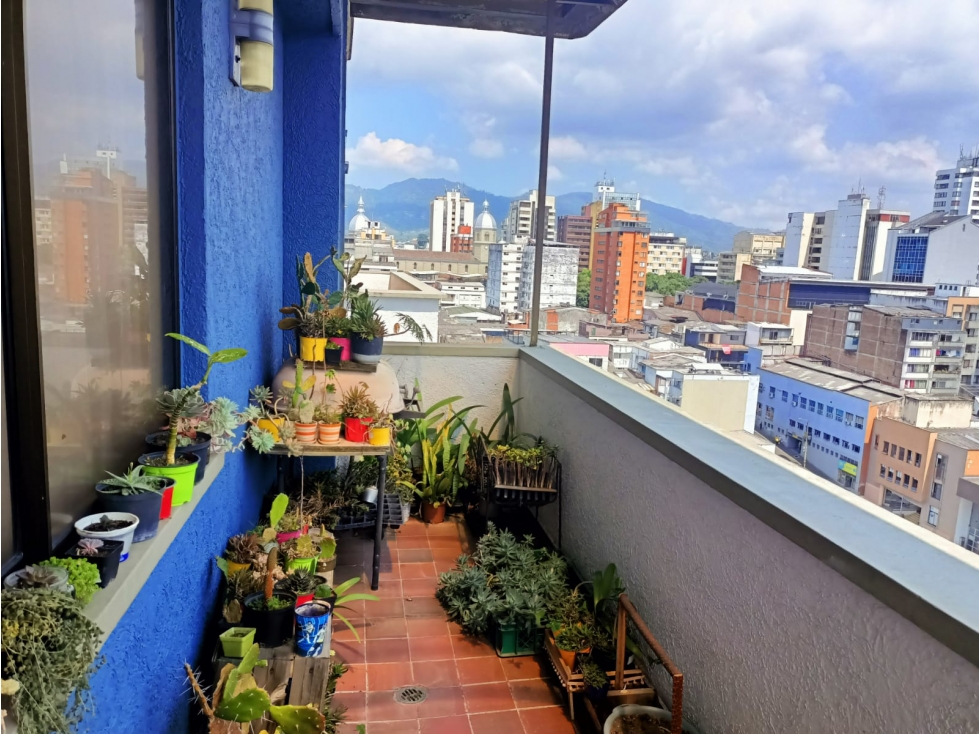 VENDO PENTHOUSE DE 300M2 CON HERMOSA VISTA A LA CIUDAD — foto 3