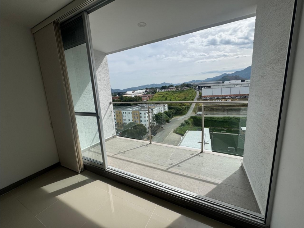 VENDO AMPLIO APARTAMENTO CON BODEGA Y CUARTO UTIL SECTOR BELMONTE — foto 3