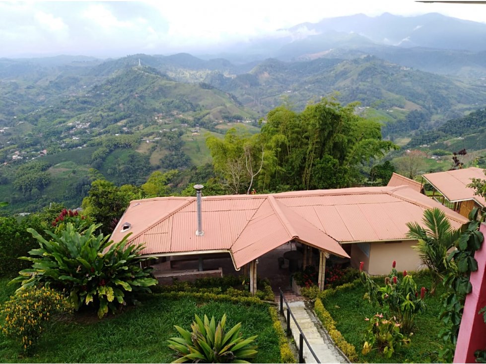 VENDO FINCA DE ALOJAMIENTO EN LA BELLA — foto 2