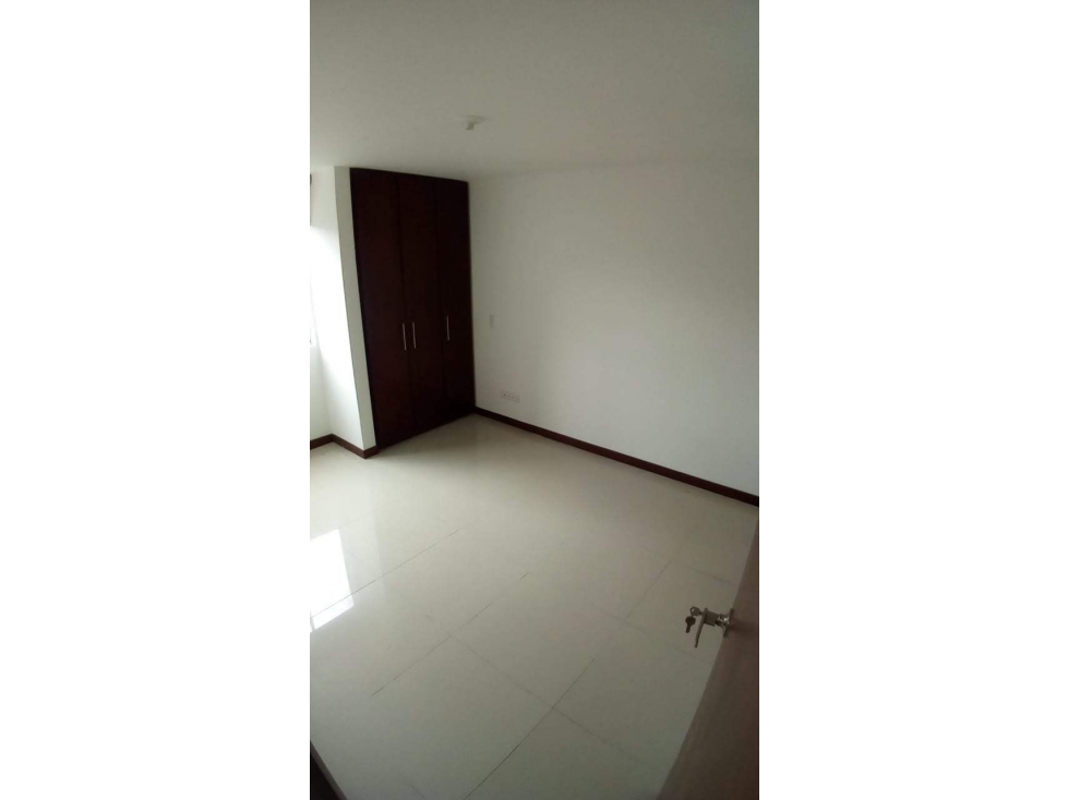 VENDO APARTAMENTO DE 3 ALCOBAS CON PARQ Y CUARTO UTIL ALAMOS PEREIRA — foto 5