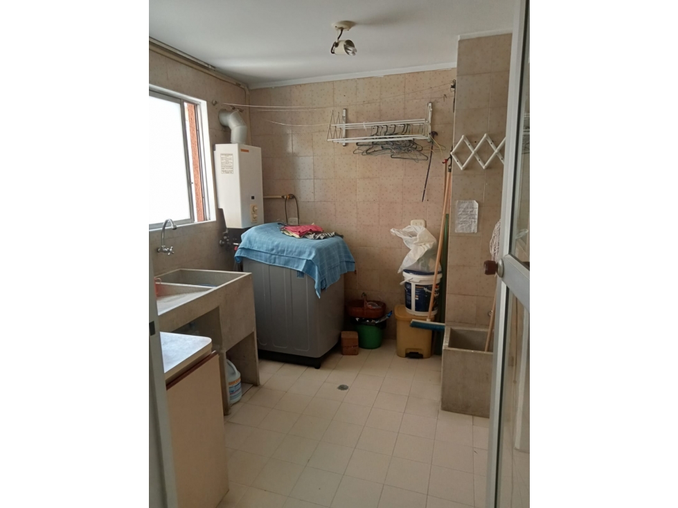 VENDO AMPLIO APARTAMENTO 2 PARQUEADEROS EN EL CENTRO DE PEREIRA — foto 6
