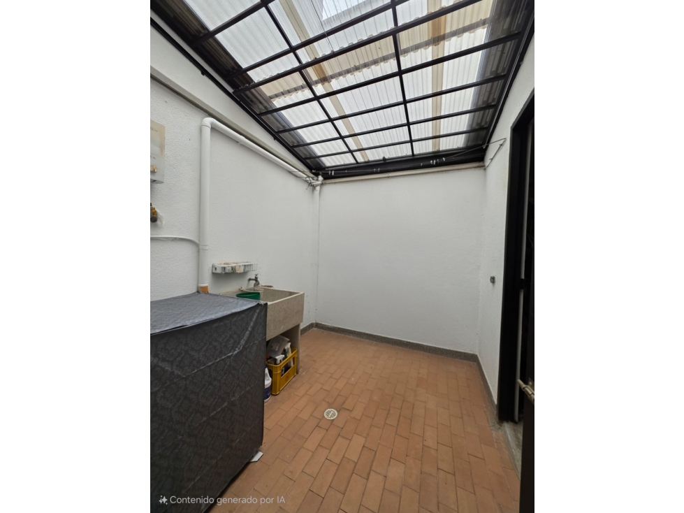 VENDO HERMOSA CASA ESQUINERA EN CONJUNTO CERRADO — foto 5