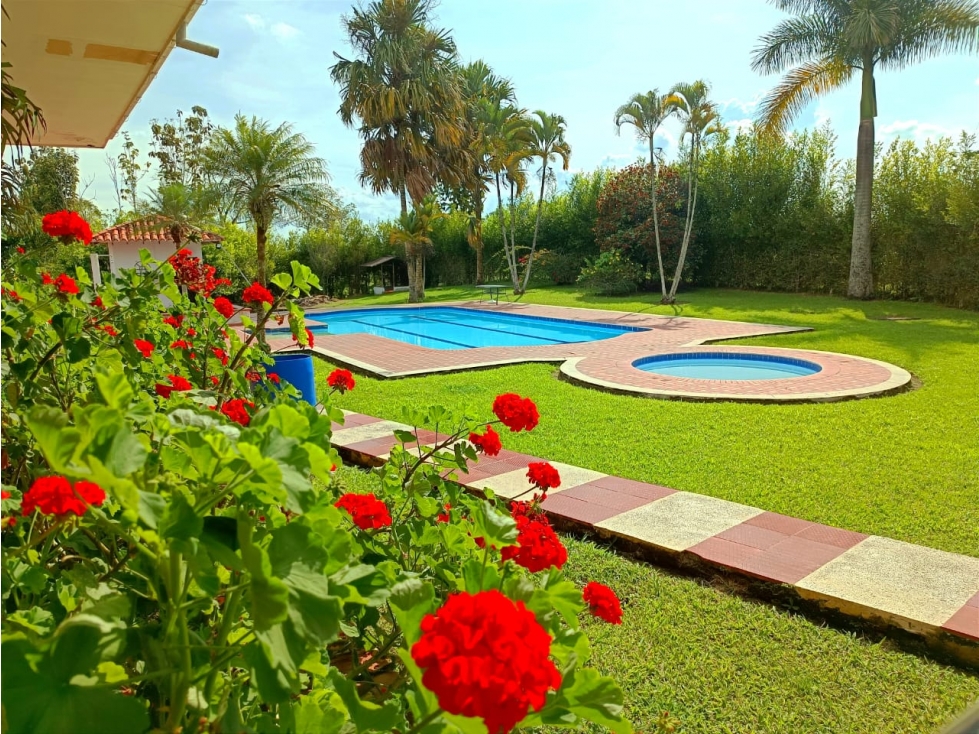 VENDO FINCA AMOBLADA PROYECTADA PARA ECOHOTEL VIA ALCALA