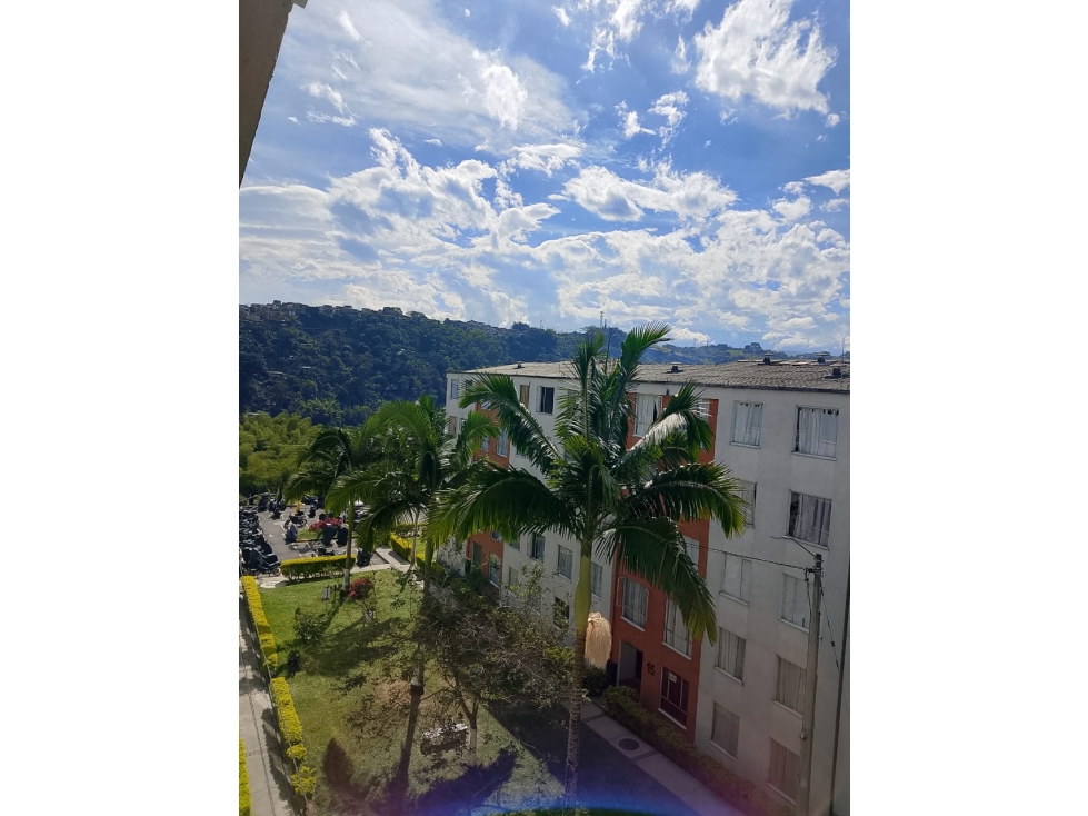 VENDO APARTAMENTO EN BOSQUES CUBA PEREIRA