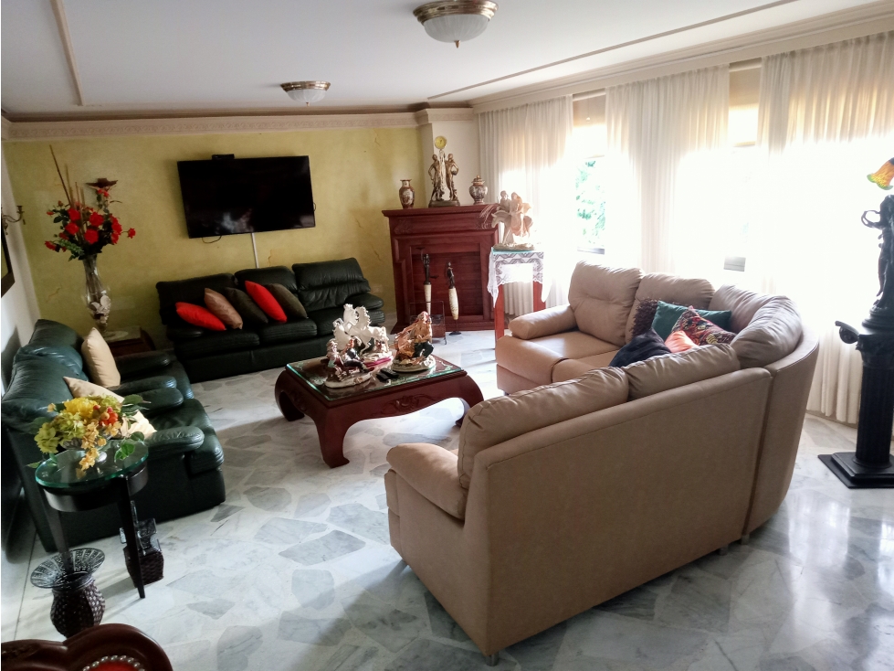 VENDO AMPLIO APARTAMENTO EN ÁLAMOS PEREIRA - 3