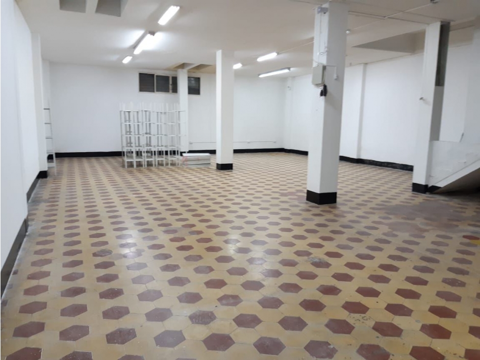 VENTA DE BODEGA EN EL CENTRO DE PEREIRA - 3