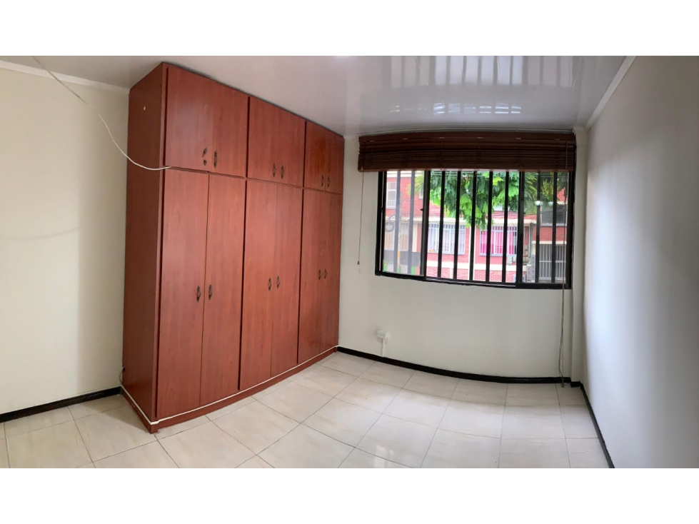 Vendo casa con locales muy cerca al centro — foto 5