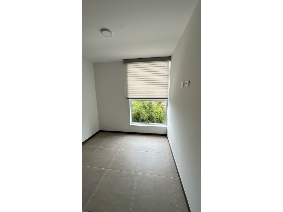 VENDO HERMOSO APARTAMENTO CON DEPOSITO EN CIUDAD NATURA — foto 5