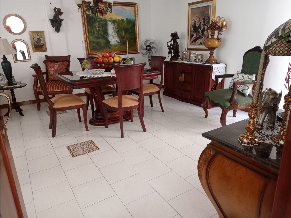 VENDO AMPLIO APARTAMENTO EN EL CENTRO DE PEREIRA
