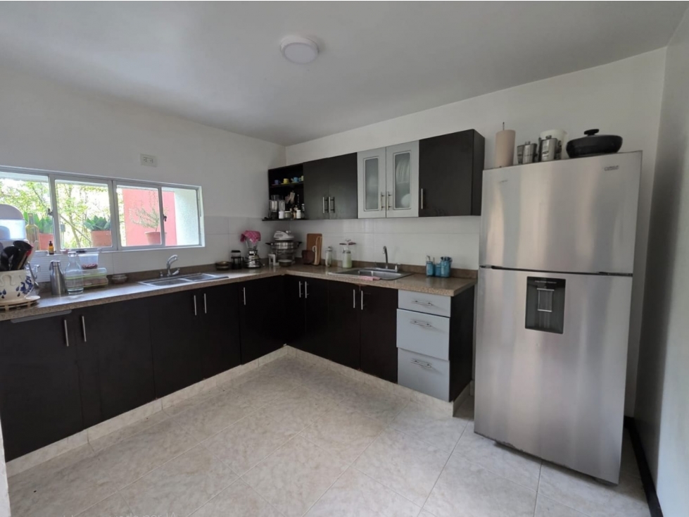 VENDO HERMOSA CASA ESQUINERA EN CONJUNTO CERRADO — foto 4