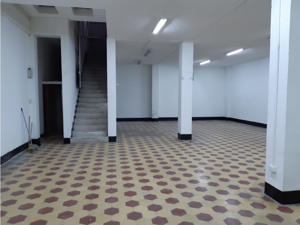 VENTA DE BODEGA EN EL CENTRO DE PEREIRA - 1