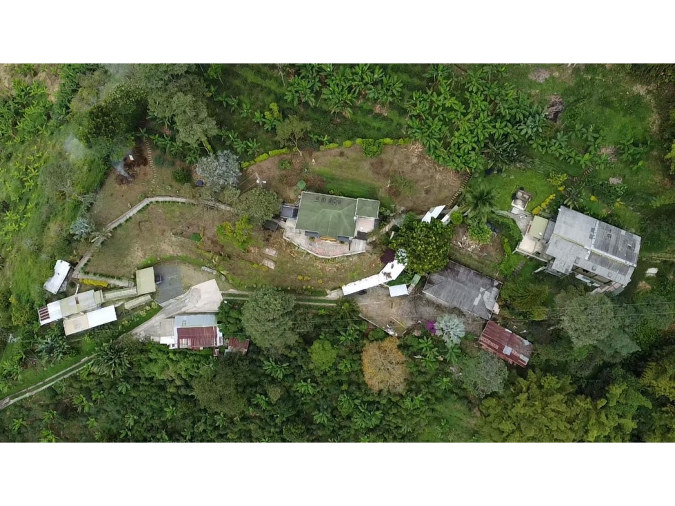 VENDO CASA CAMPESTRE EN LAS MANGAS VIA LA FLORIDA PEREIRA