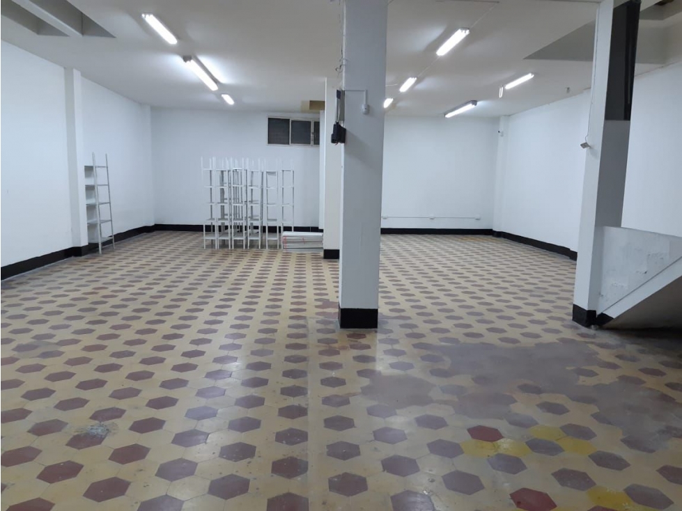 VENTA DE BODEGA EN EL CENTRO DE PEREIRA - 2