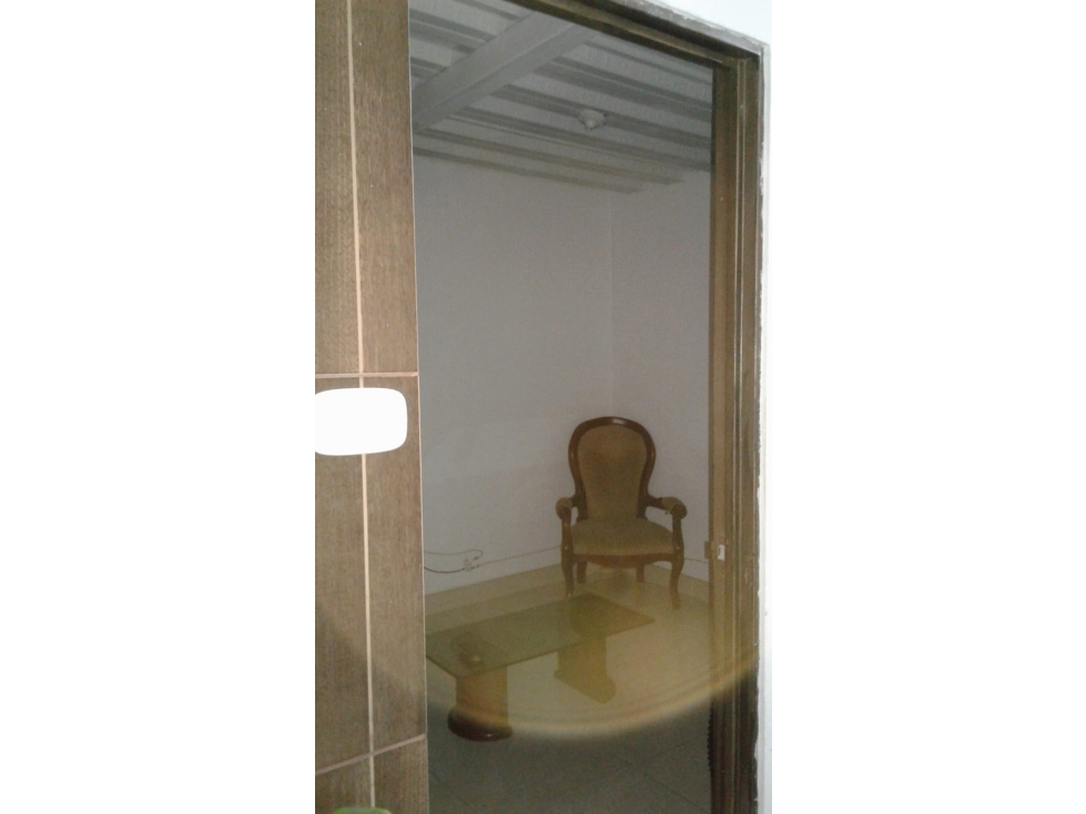 VENDO CASA DE TRES PISOS INDEPENDIENTES EN LAS COLINAS DOSQUEBRADAS - 2