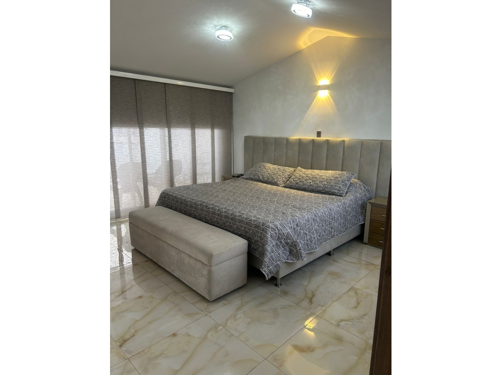 Vendo hermosa casa medianera remodelada en santa Juana de las villas — foto 3
