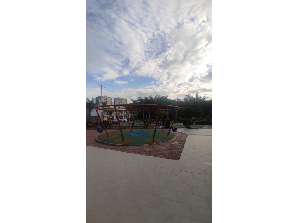VENDO AMPLIO APARTAMENTO CON HERMOSA VISTA EN CIUDAD NATURA — foto 6