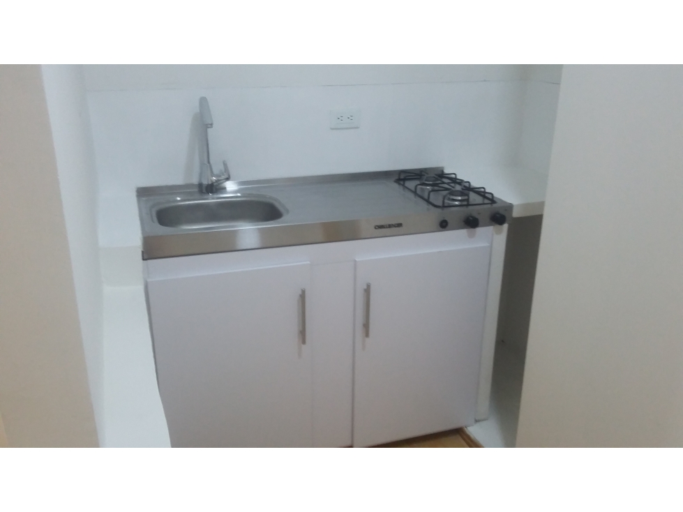 Arriendo aparta estudios servicios incluidos en el centro de Pereira — foto 5