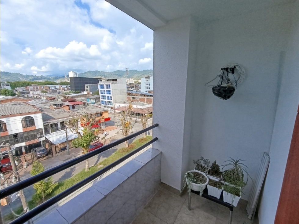 SE VENDE APARTAMENTO EN DOSQUEBRADAS SANTA MONICA