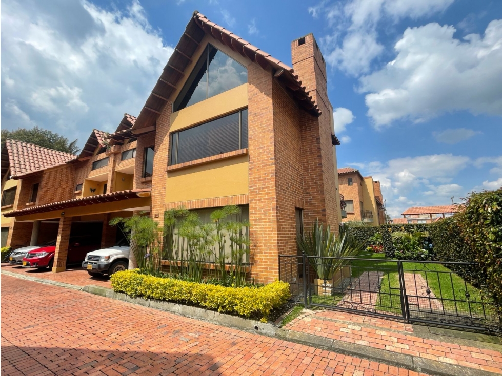 casa en venta Conjunto Rosales Chia