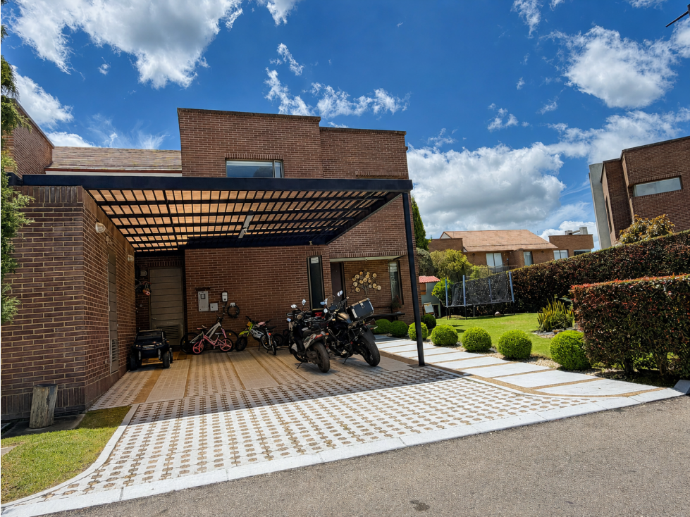 Casa en venta Condominio Palo de Agua Cota