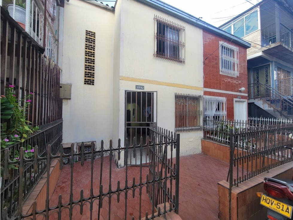 VENTA DE CASA UNIFAMILIAR SECTOR FLORALIA