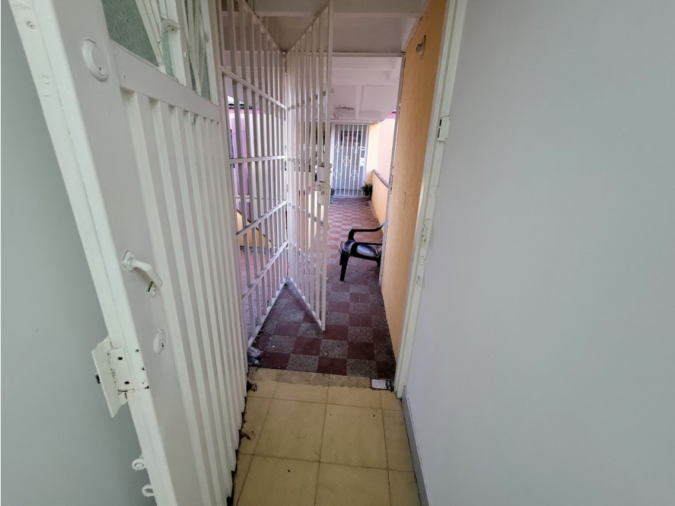 VENTA DE APARTAMENTO 5 PISO SECTOR CHIMINANGOS — foto 2