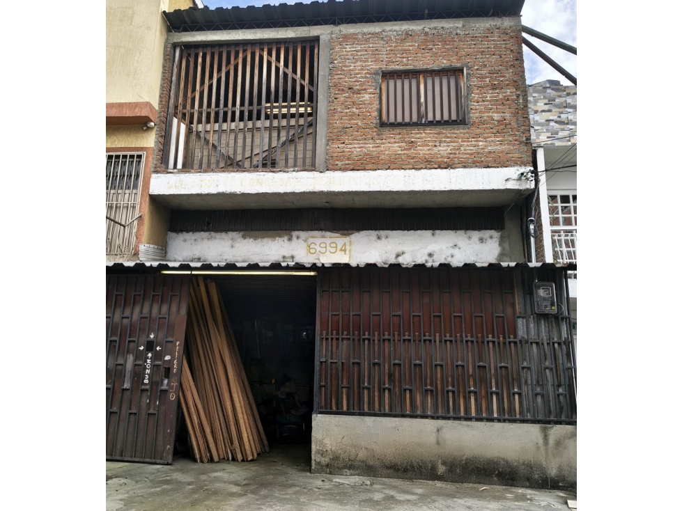 VENTA DE BODEGA DE 2 NIVELES SECTOR METROPOLITANO DEL NORTE