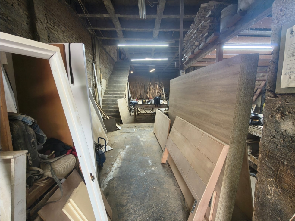 ALQUILER DE BODEGA DE 2 NIVELES SECTOR METROPOLITANO DEL NORTE — foto 2