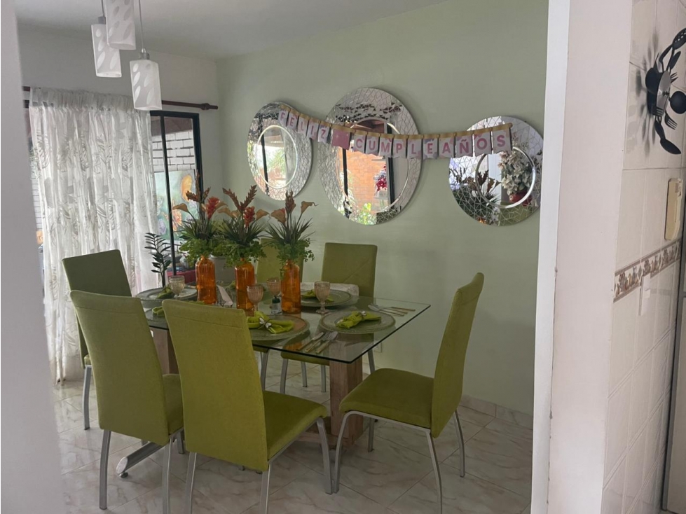 Venta casa unidad cerrada ciudad Jardín sur de Cali — foto 2