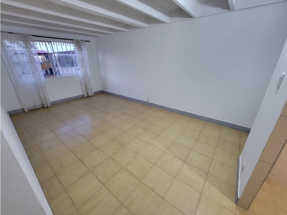 VENTA DE APARTAMENTO 5 PISO SECTOR CHIMINANGOS — foto 3