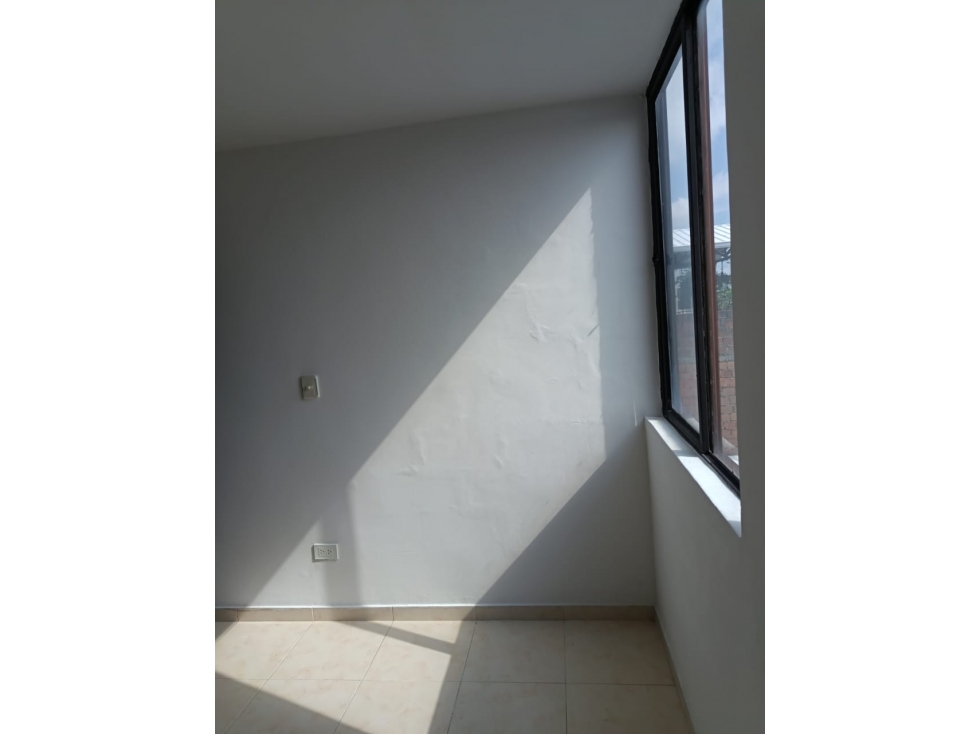ALQUILER DE APARTAMENTO SECTOR LAS GRANJAS — foto 4