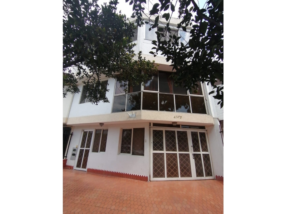 VENTA CASA BIFAMILIAR UBICADA EN TEQUENDAMA SUR CENTRAL CALI — foto 2