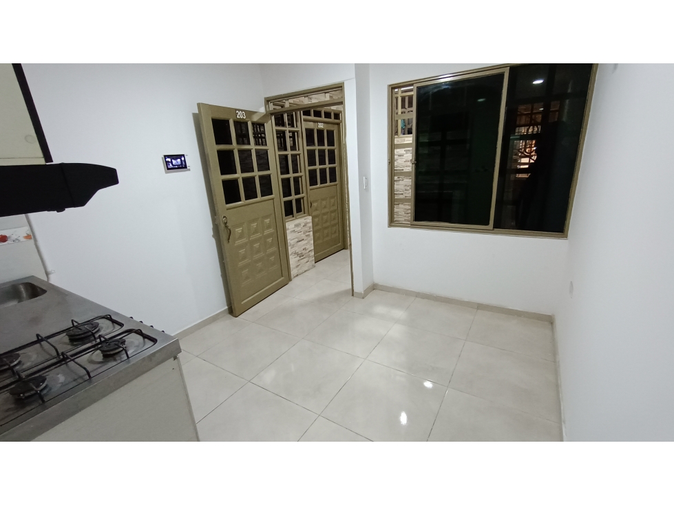 ALQUILER DE APARTA ESTUDIO SECTOR CRISTOBAL COLON — foto 2