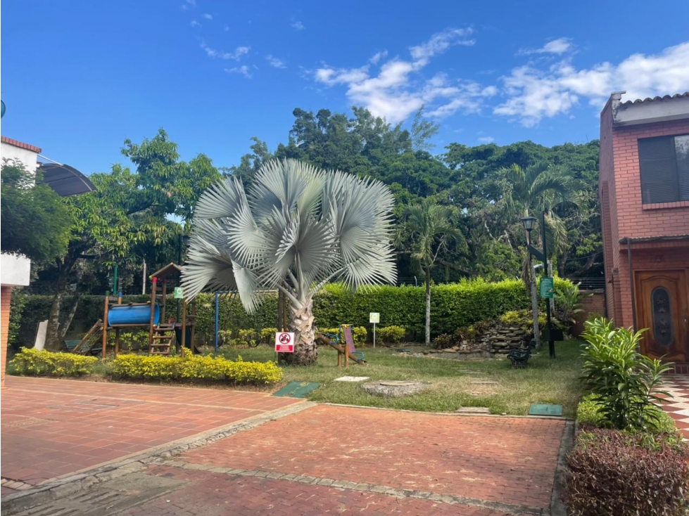Venta casa unidad cerrada ciudad Jardín sur de Cali — foto 4