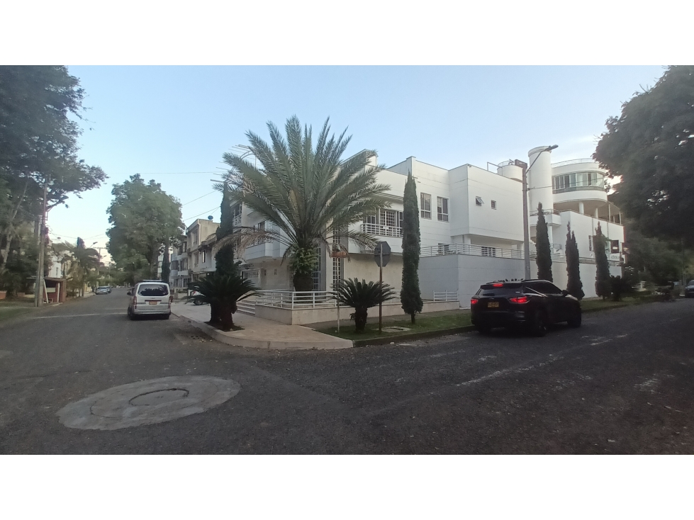Venta casa esquinera en barrio ingenio sur de Cali