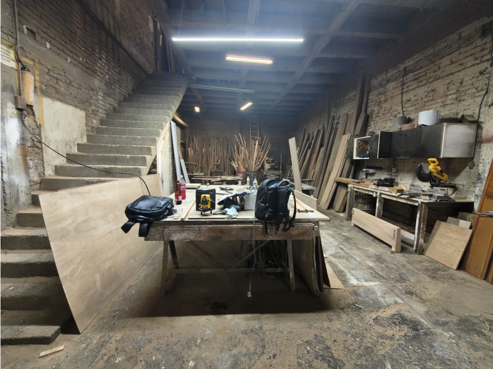 ALQUILER DE BODEGA DE 2 NIVELES SECTOR METROPOLITANO DEL NORTE — foto 4