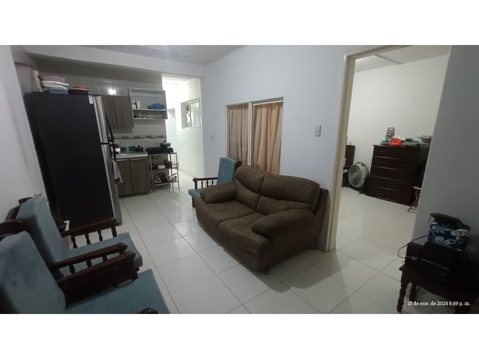 SE VENDE CASA DE TRES NIVELES ATANASIO GIRARDOT — foto 3