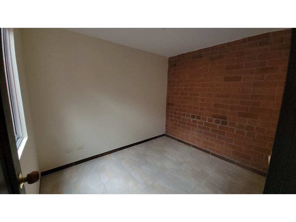 SE ALQUILA APARTAMENTO SECTOR EL TRONCAL — foto 4