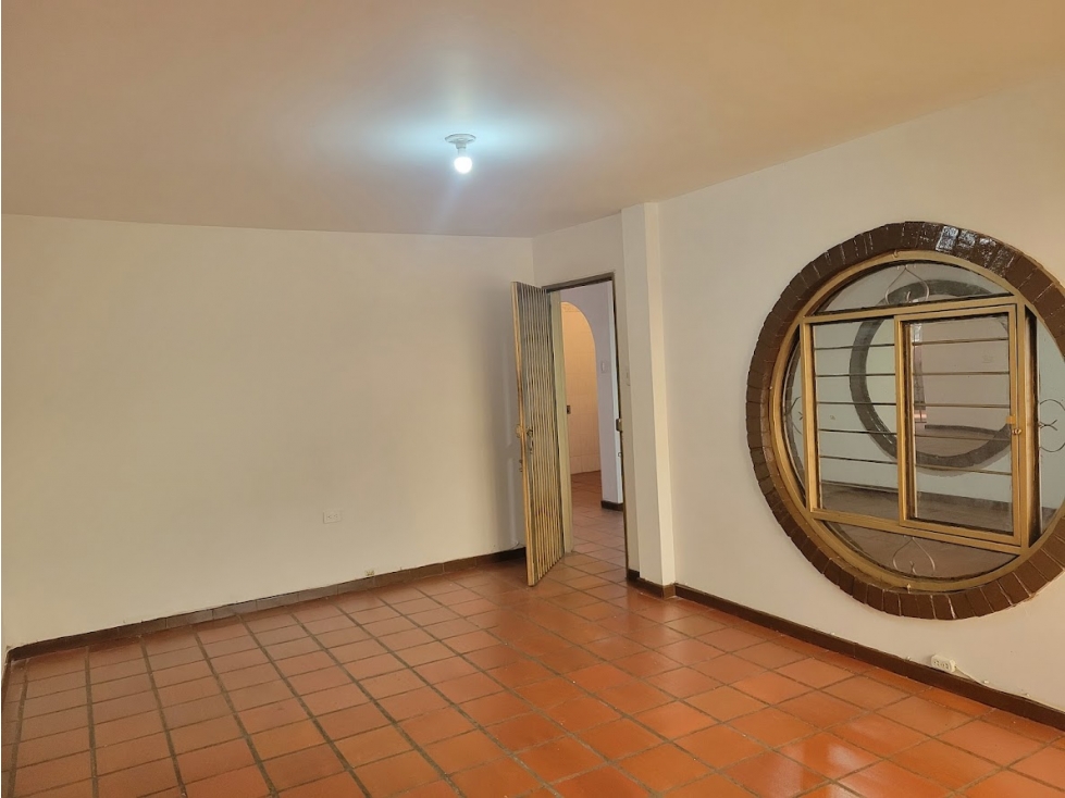 ALQUILER DE APARTAMENTO SECTOR ULPÍANO LLOREDA — foto 5