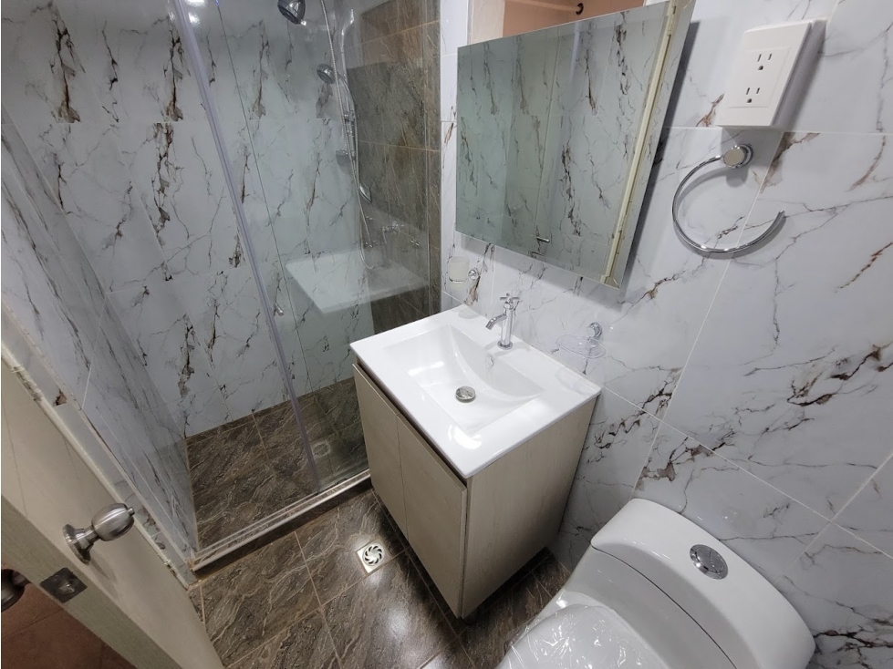 ALQUILER APTO 3 PISO SECTOR CHIMINANGOS — foto 6