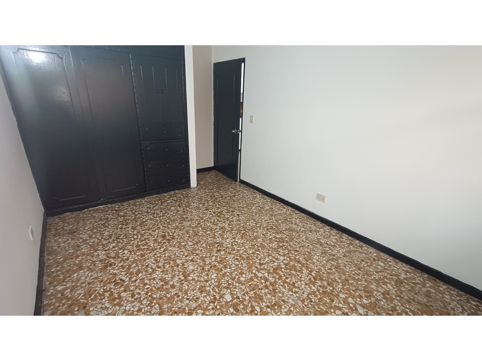 ALQUILER DE VIVIENDA SECTOR TRONCAL - 4