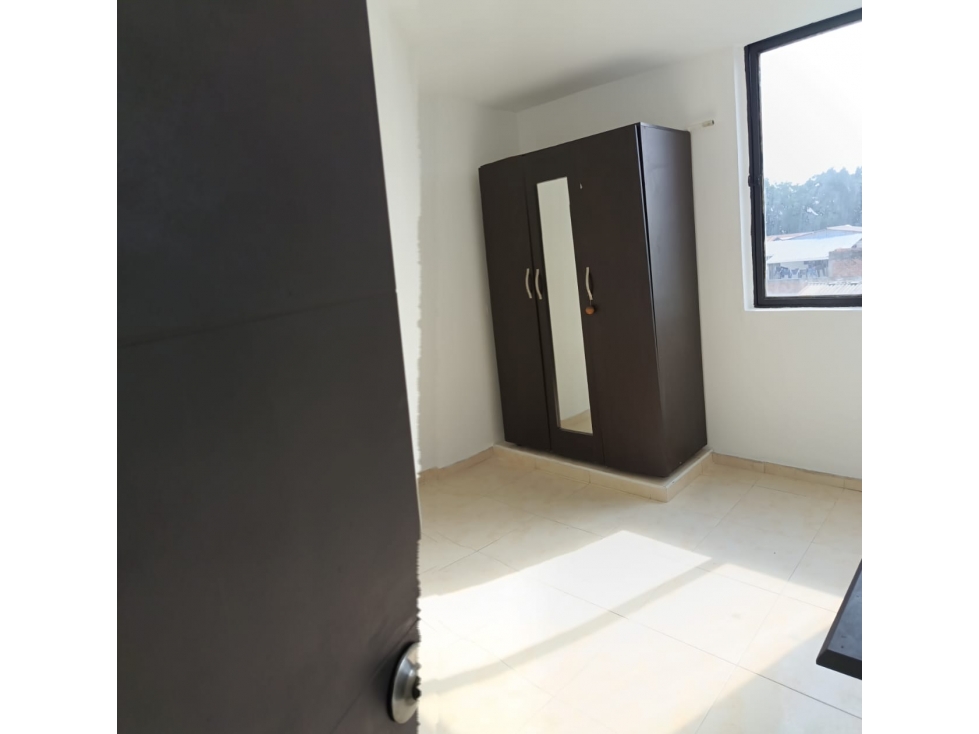 ALQUILER DE APARTAMENTO SECTOR LAS GRANJAS — foto 5