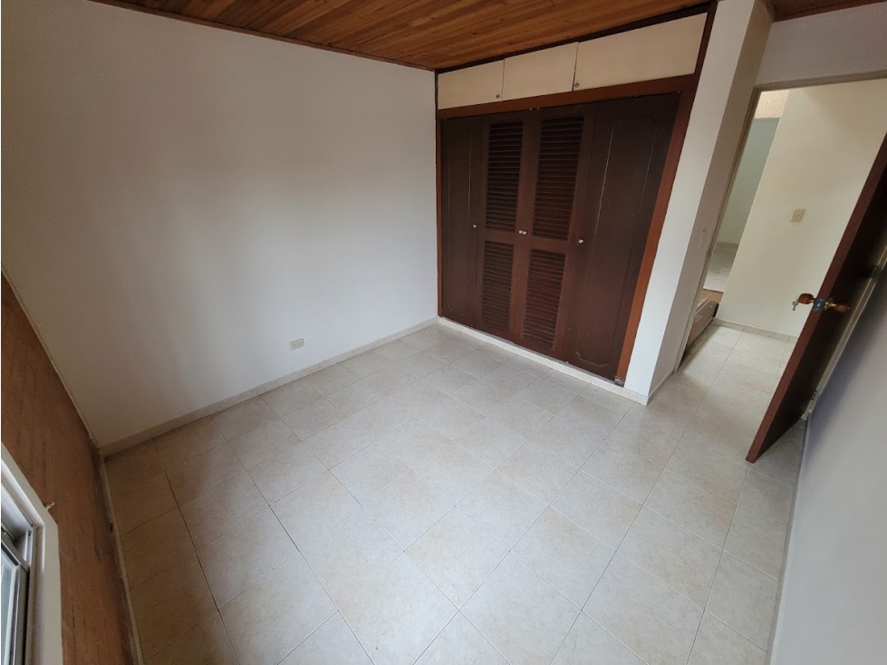 ALQUILER DE APARTAMENTO SECTOR EL TREBOL — foto 5