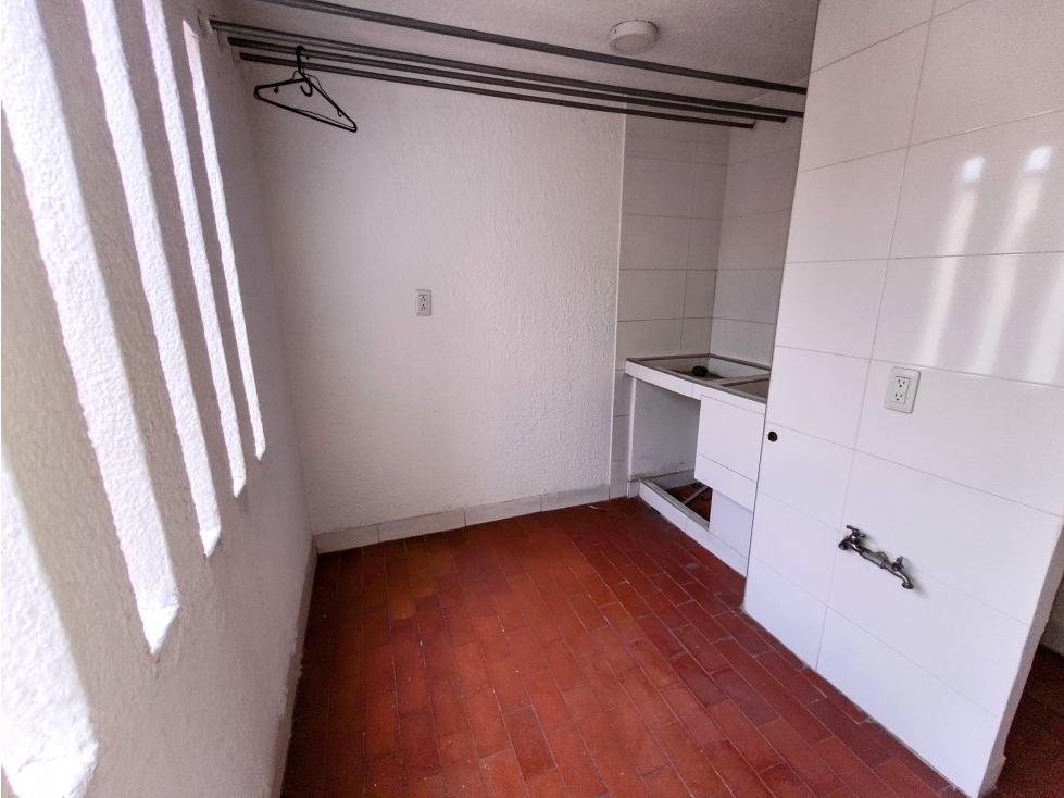 venta de apto unidad cañaverales piso 5 — foto 5