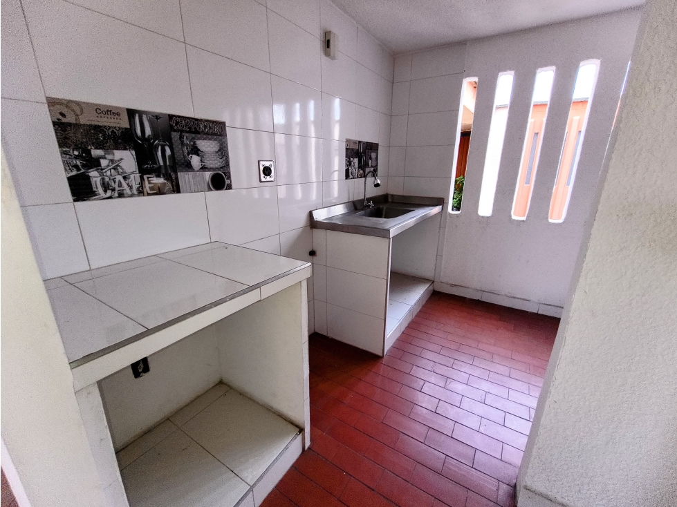 venta de apto unidad cañaverales piso 5 — foto 4