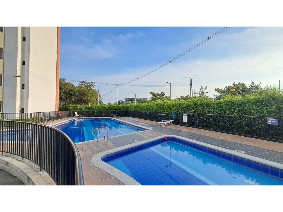 SE VENDE APARTAMENTO DE LUJOVPRIMER PISO — foto 2