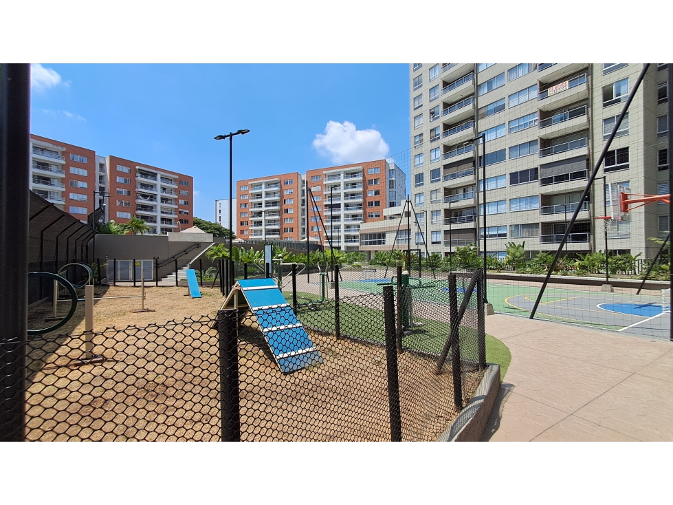 SE VENDE APARTAMENTO DE LUJO PRIMER PISO — foto 2