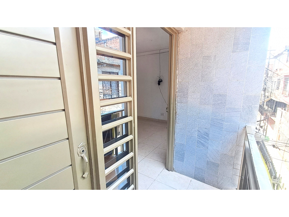 VENTA DE CASA CIUDAD CORDOBA CALI - 2